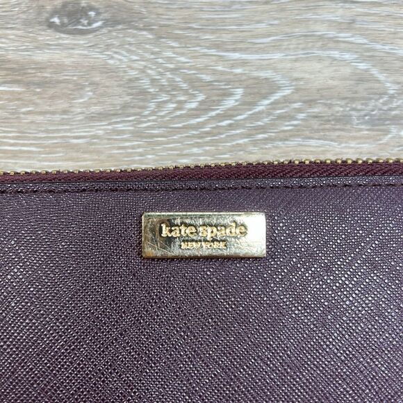Kate Spade burgundy full zip wallet - Picture 11 of 12
